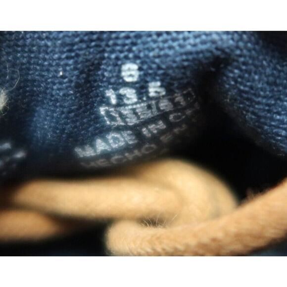 Old Navy Boat Shoes Baby Toddler Boys 6 Slip On Casual Chambray Nautical Preppy - Picture 12 of 12